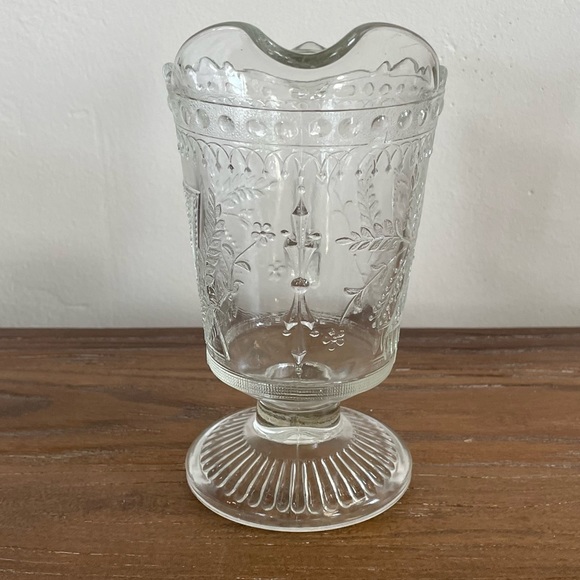Vintage Glass Good Luck Creamer American Patterned Glass - Picture 5 of 10
